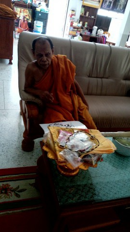 招財山羊-龍婆醒-泰上老佛-冠蘭